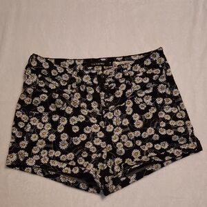 Blackheart Juniors High Waist Daisy Shorts